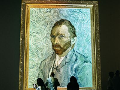 Van Gogh & Friends Special